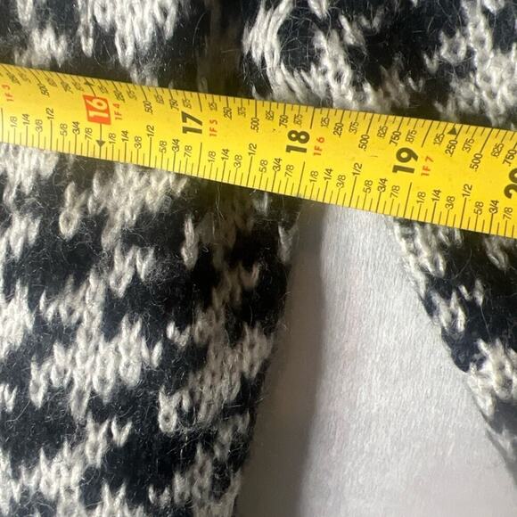 TOPSHOP AZTEC ROCK&ROL V NECK SWEATER SIZE 6 - Picture 8 of 11